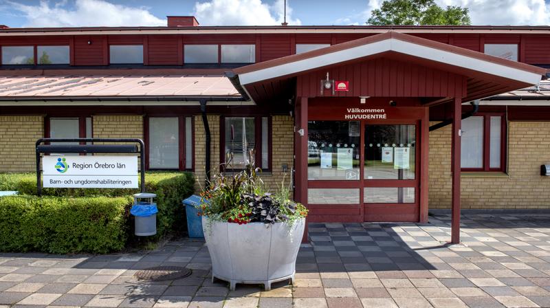 Entrén till Barn och ungdomshabiliteringen i Örebro