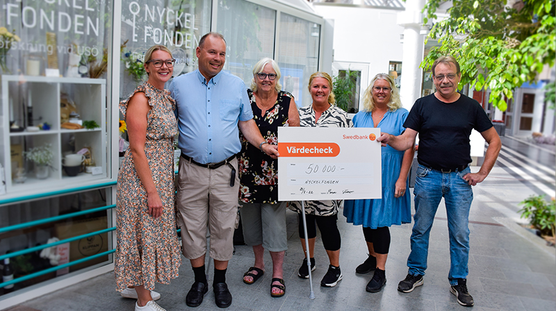 Från vänster: Marie Svensson, Kjell Jonsson, Birgitta Ekström, Anna Ekström, Mari Ekström och Morgan Sörensson. Foto: Elin Abelson.